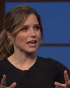 Sophia-Bush-in-Late-Night-with-Seth-Meyers-043_t.jpg