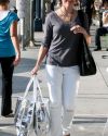 Sophia-Bush-Shopping-in-Brentwood_006.JPG