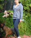 Sophia-Bush-Walking-her-dogs-in-LA_001.jpg