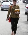 Sophia-Bush-starbucks-17_HQ.jpg