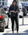 Sophia-Bush-rues-Beverly-Hills_006_HQ.jpg