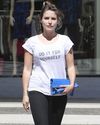 Sophia-Bush-dejeune-avec-des-amis-a-beverly-hills_003_HQ.jpg