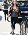 Sophia-Bush-rues-West-Hollywood-011_HQ.jpg