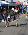 Sophia-Bush-rues-Los-Angeles-009_HQ.jpg