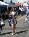 Sophia-Bush-rues-Los-Angeles-011_HQ.jpg