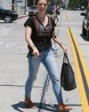 Sophia-Bush-West-Hollywood-243_HQ_t.jpg