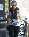 Sophia-Bush-Starbucks-West-Hollywood-011_HQ_t.jpg