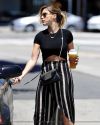 Sophia-Bush-Starbucks-Los-Angeles-013_HQ_t.jpg