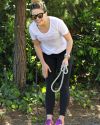 Sophia-Bush-Walking-Her-Dog-2015_036.jpg