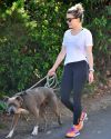 Sophia-Bush-Walking-Her-Dog-2015_053.jpg