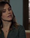 Sophia-Bush-in-Chicago-PD-Season-1-Episode-9-A-Material-Witness-054.jpg