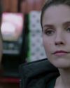 Sophia-Bush-Chicago-PD-Season-1-Episode-11-Turn-the-light-off-045_t.jpg