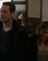 Sophia-Bush-Chicago-PD-Season-1-Episode-11-Turn-the-light-off-112_t.jpg