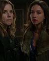 Sophia-Bush-Chicago-PD-Season-1-Episode-11-Turn-the-light-off-221_t.jpg