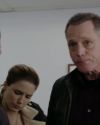 Sophia-Bush-Chicago-PD-Season-1-Episode-12-L-attaque-de-Chicago-065.jpg