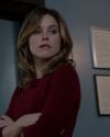 Sophia-Bush-Chicago-PD-Season-1-Episode-14-En-mon-ame-et-conscience-218.jpg