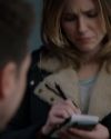 Sophia-Bush-Chicago-PD-Season-1-Episode-15-Le-secret-d-Erin-Lindsay-094.jpg