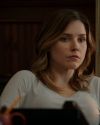 Sophia-Bush-Chicago-PD-Season-1-Episode-15-Le-secret-d-Erin-Lindsay-258.jpg