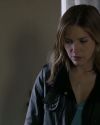 Sophia-Bush-Chicago-PD-Season-2-Episode-5-An-honest-woman-026_t.jpg