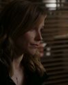 Sophia-Bush-Chicago-PD-Season-2-Episode-5-An-honest-woman-090_t.jpg