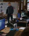 Sophia-Bush-Chicago-PD-Season-2-Episode-5-An-honest-woman-093_t.jpg