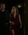 Sophia-Bush-Chicago-PD-Season-2-Episode-8-Assignment-Of-The-Year-075.jpg