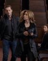 Sophia-Bush-Chicago-PD-Season-2-Episode-10-Shouldnt-Have-Been-Alone-093.jpg