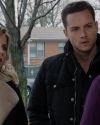 Sophia-Bush-Chicago-PD-Season-2-Episode-13-A-Little-Devil-Complex-077.jpg