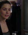 Sophia-Bush-Chicago-PD-2x21-Theres-My-Girl-253.jpg