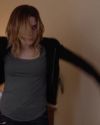 Sophia-Bush-Chicago-PD-2x22-Push-The-Pain-Away-038.jpg