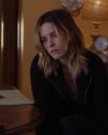 Sophia-Bush-Chicago-PD-2x22-Push-The-Pain-Away-046.jpg