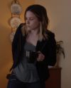 Sophia-Bush-Chicago-PD-2x22-Push-The-Pain-Away-061.jpg