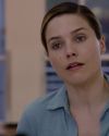 Sophia-Bush-Chicago-PD-2x22-Push-The-Pain-Away-082.jpg