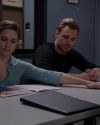 Sophia-Bush-Chicago-PD-2x22-Push-The-Pain-Away-143.jpg