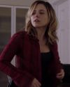 Sophia-Bush-Chicago-PD-2x23-Born-Into-Bad-News-022.jpg