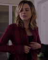 Sophia-Bush-Chicago-PD-2x23-Born-Into-Bad-News-023.jpg