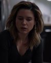 Sophia-Bush-Chicago-PD-2x23-Born-Into-Bad-News-301.jpg