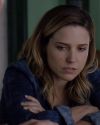 Sophia-Bush-Chicago-PD-2x23-Born-Into-Bad-News-350.jpg