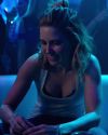 Sophia-Bush-Chicago-PD-3x01-Life-Is-Fluid-014.jpg