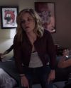 Sophia-Bush-Chicago-PD-3x01-Life-Is-Fluid-119.jpg