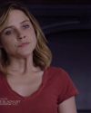 Sophia-Bush-Chicago-PD-3x01-Life-Is-Fluid-248.jpg