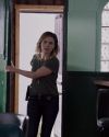 Sophia-Bush-Chicago-PD-3x03-Actual-Physical-Violence-074.jpg