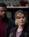 Sophia-Bush-Chicago-PD-3x04-Debts-of-the-Past-019.jpg