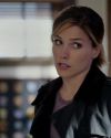 Sophia-Bush-Chicago-PD-3x04-Debts-of-the-Past-036.jpg