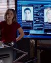 Sophia-Bush-Chicago-PD-3x04-Debts-of-the-Past-074.jpg