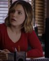 Sophia-Bush-Chicago-PD-3x06-You-Never-Know-Who-s-Who-156.jpg