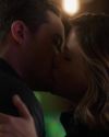 Sophia-Bush-Chicago-PD-3x06-You-Never-Know-Who-s-Who-215.jpg