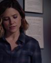 Sophia-Bush-Chicago-PD-3x07-A-Dead-Kid-a-Notebook-and-a-Lot-of-Maybes-099.jpg