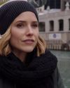 Sophia-Bush-Chicago-PD-3x09-Never-Forget-I-Love-You-067.jpg