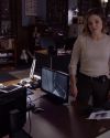 Sophia-Bush-Chicago-PD-3x09-Never-Forget-I-Love-You-324.jpg